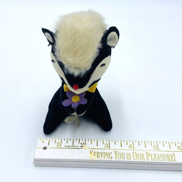 Rare Vintage Fun Farm Dream Pets Skunk Sniffer, Made in Japan, Purple Flower, 6" - Picture 14 of 16